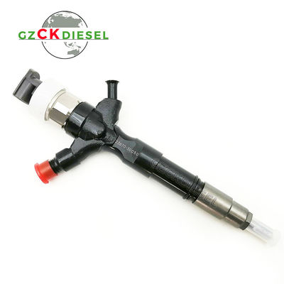 Buy Common Rail Injector 23670-30050 095000-5881 for TOYOTA HIACE 2KD-FTV online manufacture